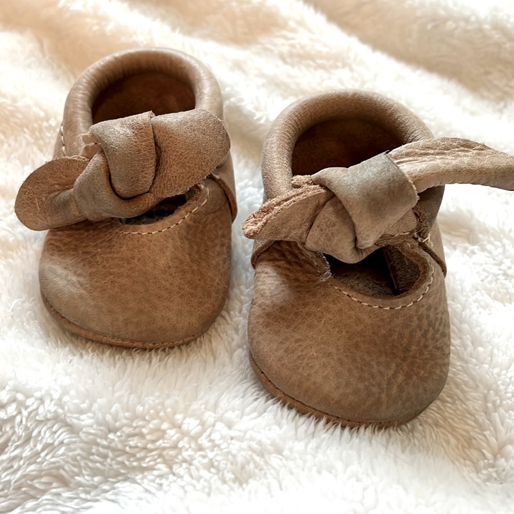 Freshly Picked Moccasin | size 1 | baby girl